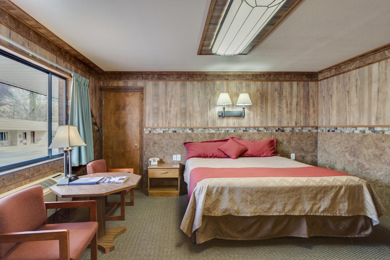 Zion Park Motel Springdale Bagian luar foto